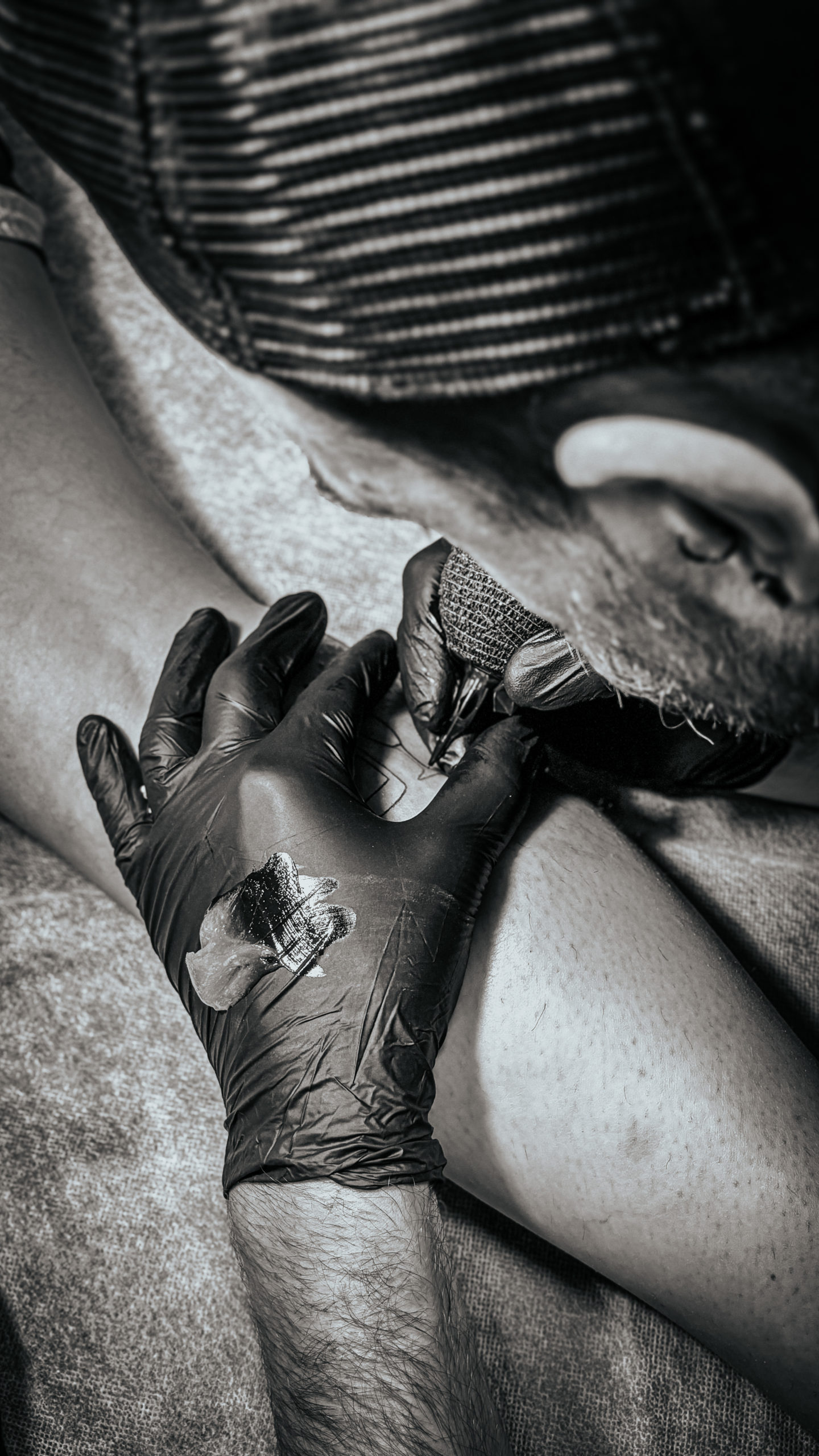 Tatouage en duo pour des copines au Touquet
