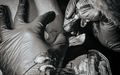 Tatouage étoile entre copines au Touquet