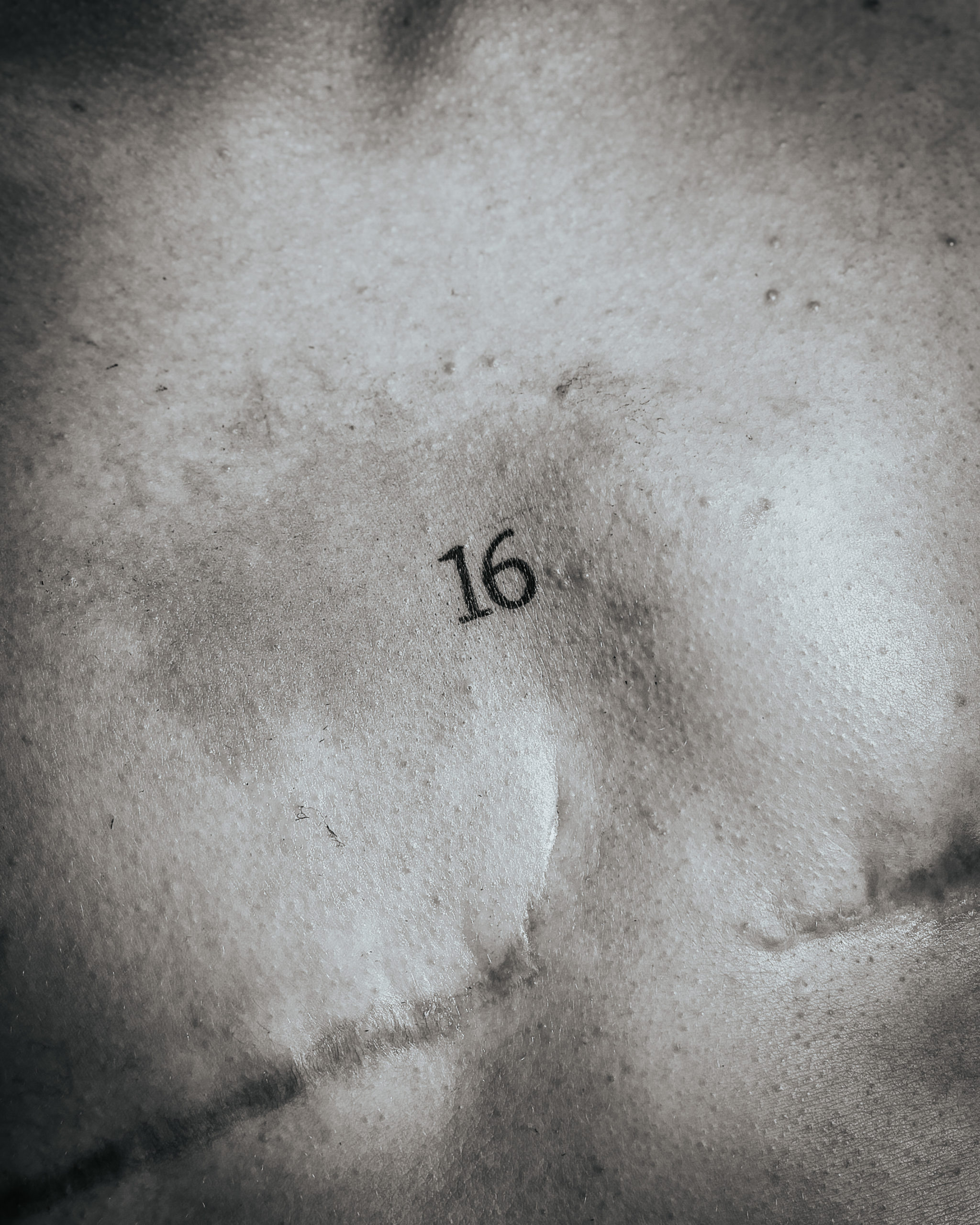 Tatouage symbolique au Touquet-1 Tatouage symbolique au Touquet Paris Plage