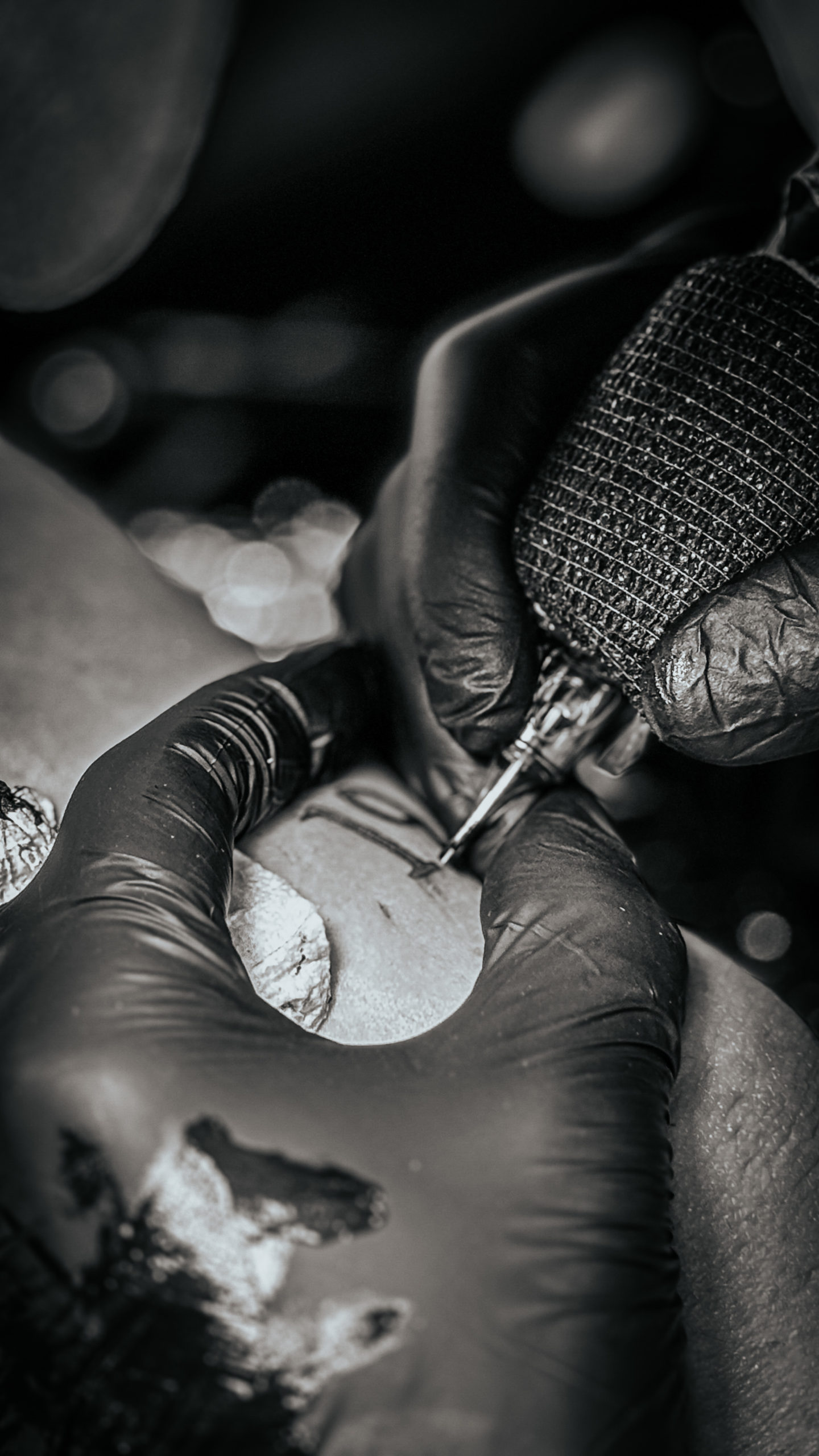 Tatouage chiffre date au Touquet