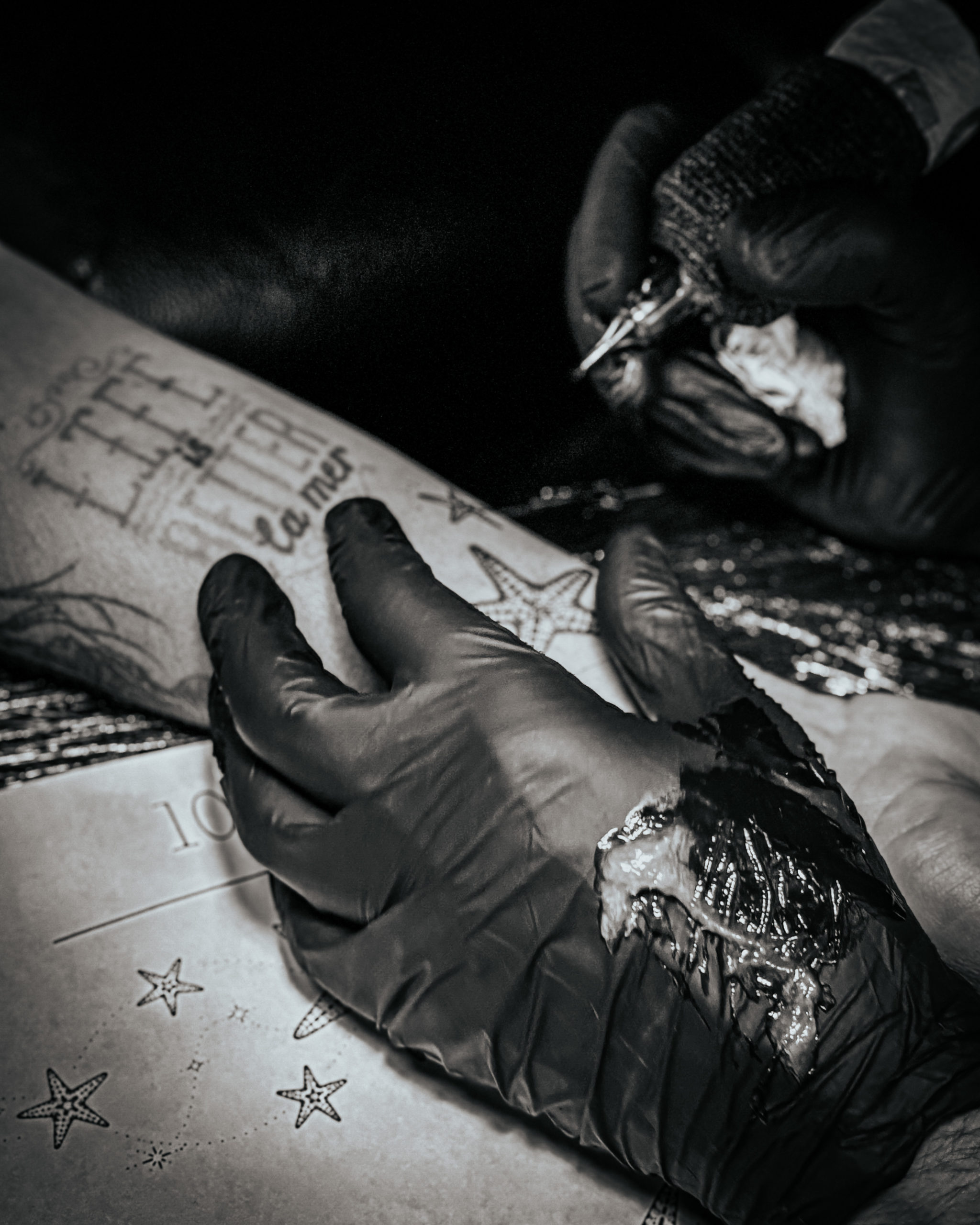 Tatouage thème marin au Touquet